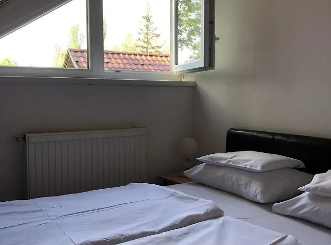 Bea Panzio Bed and Breakfast 3*