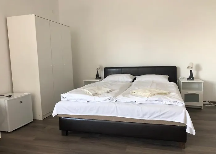 ベッド・アンド・ブレックファスト Bea Panzio Zamárdi