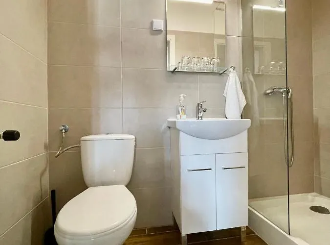 ベッド・アンド・ブレックファスト Bea Panzio 3*