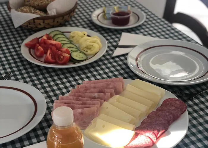 ベッド・アンド・ブレックファスト Bea Panzio 3*