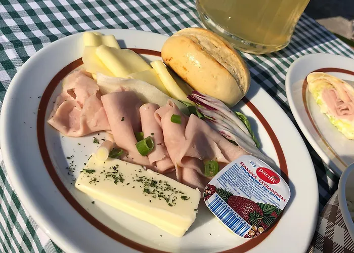 Bea Panzio ベッド・アンド・ブレックファスト Zamárdi